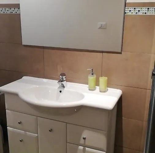 Konukevi Candelieri 3*