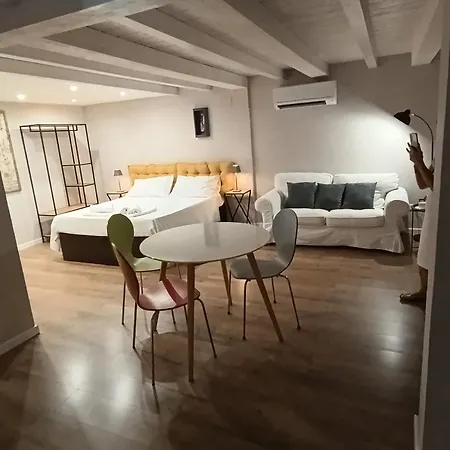 게스트하우스 Candelieri 3*